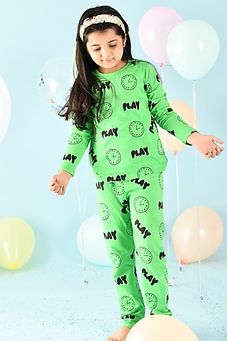 Light Green Printed Night Suit Set For Girls by Anthrilo