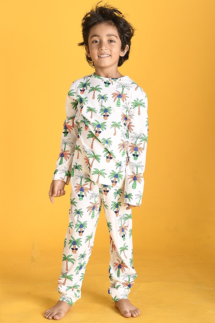 White Motif Printed Pyjama Set For Boys by Anthrilo