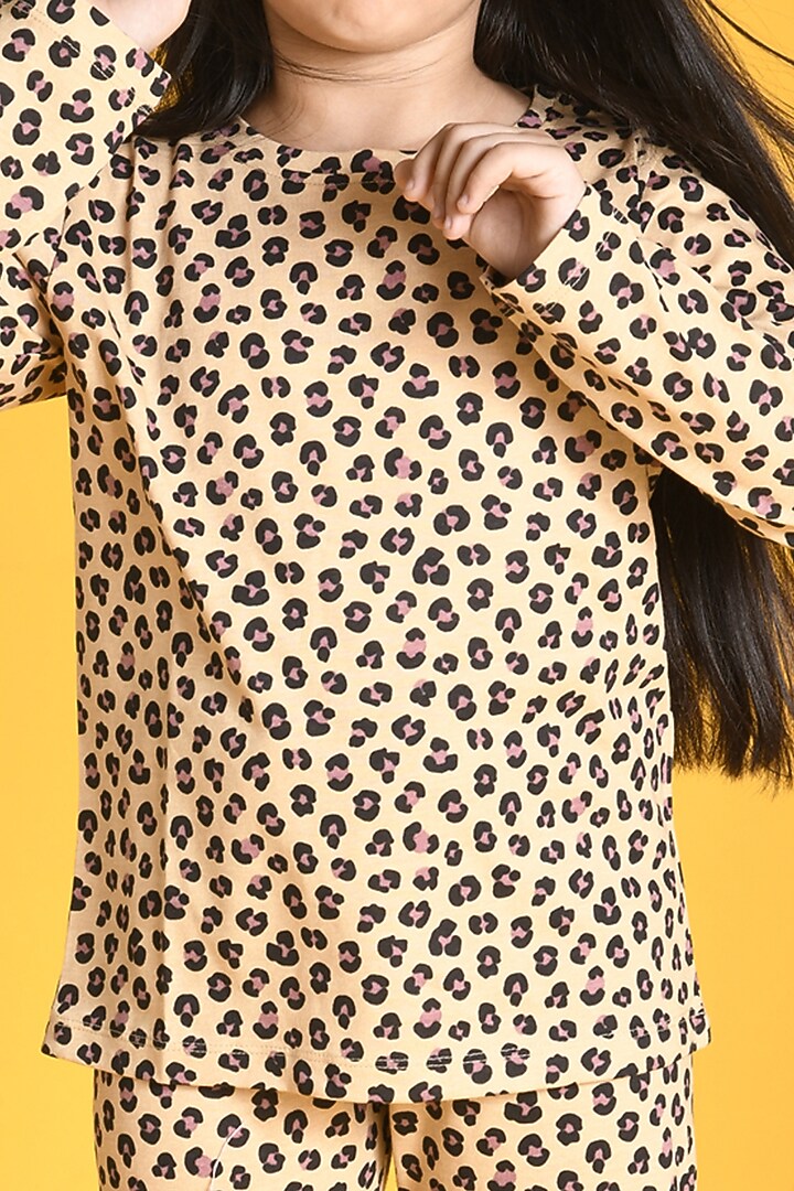 Brown Printed Pyjama Set For Girls by Anthrilo at Pernia's Pop Up Shop