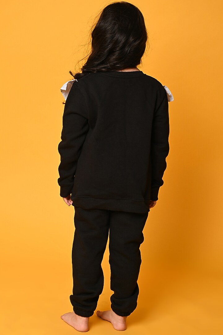 Black Cotton Fleece Jogger Pant Set For Girls by Anthrilo at Pernia's Pop Up Shop