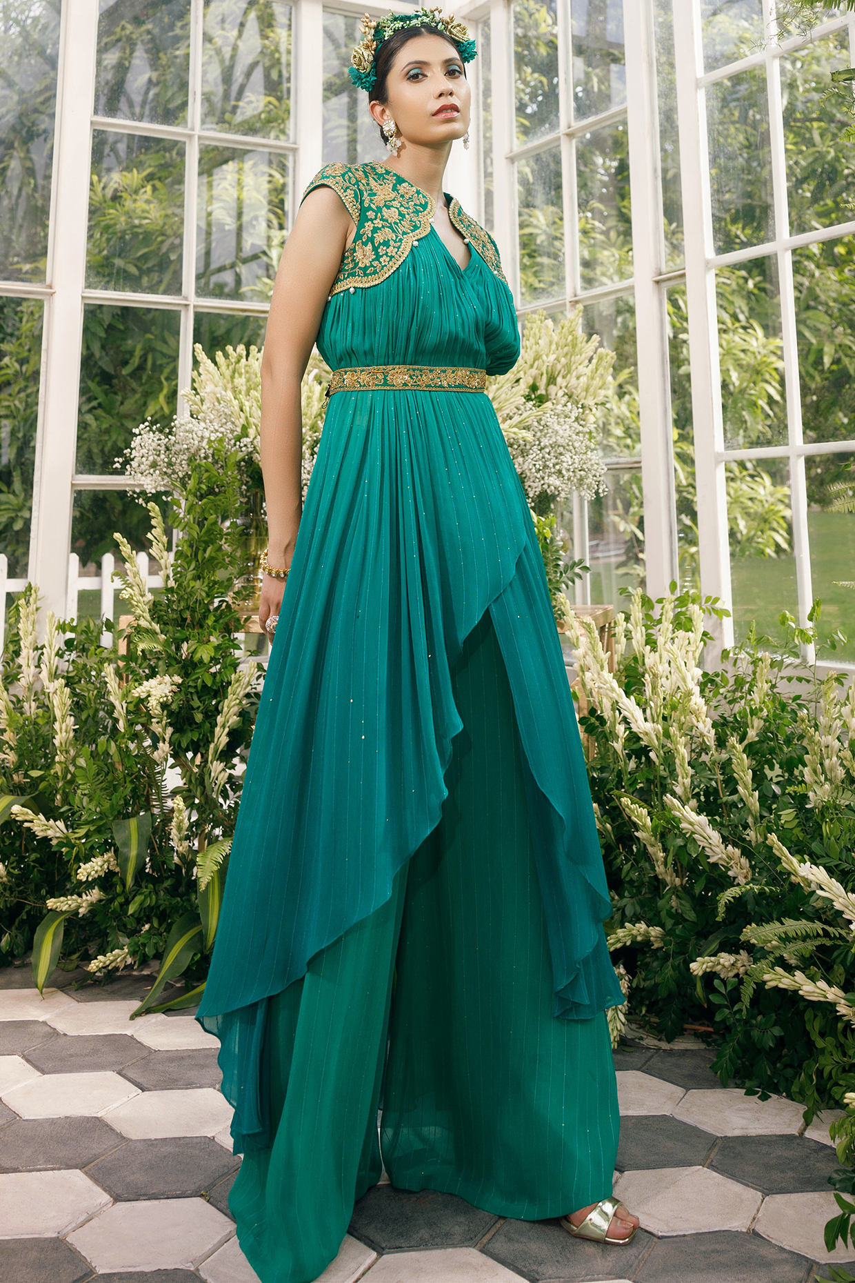 Green Embroidered Tunic Set by ADI BY ADITYA KHANDELWL at Pernia's Pop Up Shop