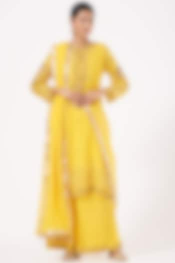 Yellow Embroidered Pintucked Kurta Set by Aditya Sikand at Pernia's Pop Up Shop