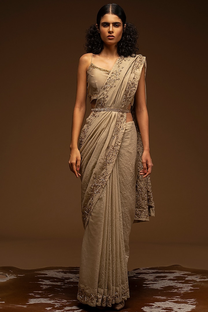 Gold Aari Embroidered Handwoven Saree Set by Aditya Sikand at Pernia's Pop Up Shop