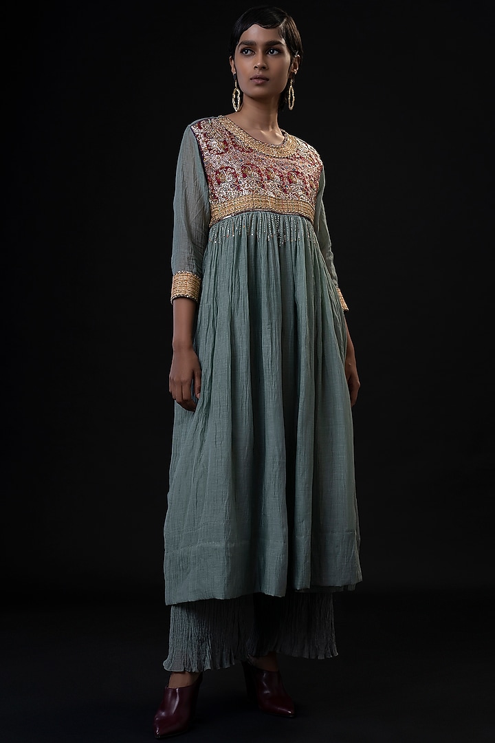 Turquoise Hand Embroidered Kurta Set by Aditya Sikand at Pernia's Pop Up Shop