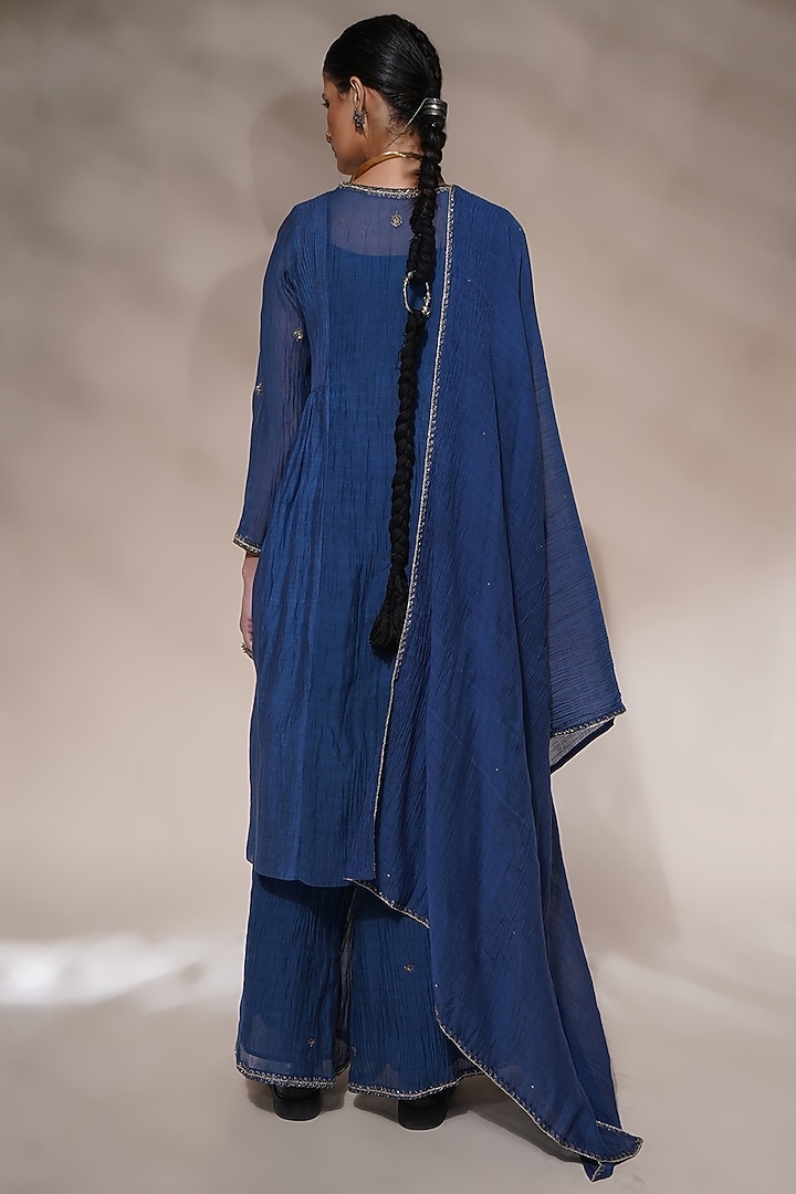 Electric Blue Cotton Silk Embroidered Kurta Set by Aditya Sikand at Pernia's Pop Up Shop