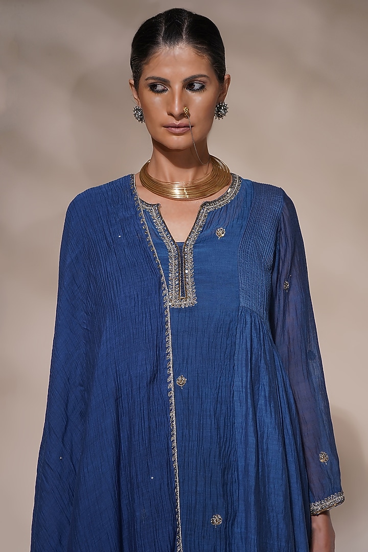Electric Blue Cotton Silk Embroidered Kurta Set by Aditya Sikand at Pernia's Pop Up Shop