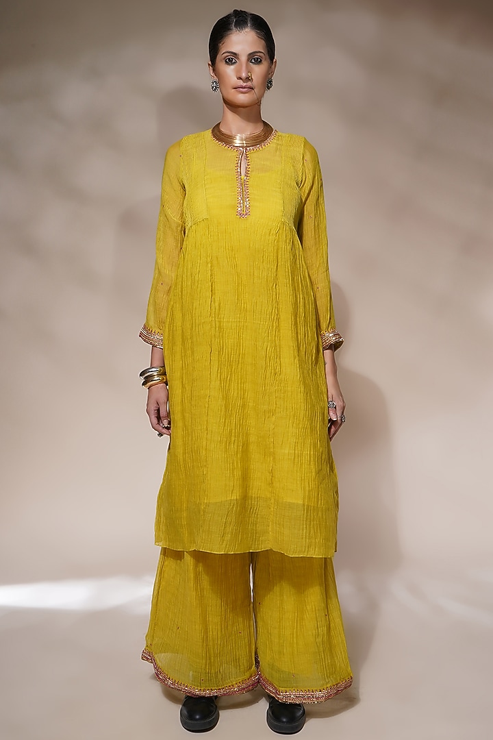 Acid Yellow Cotton Silk Embroidered Kurta Set by Aditya Sikand at Pernia's Pop Up Shop