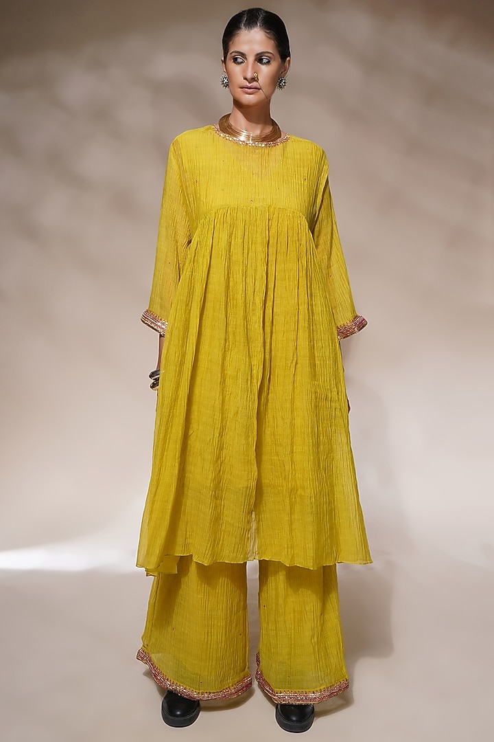 Acid Yellow Cotton Silk Embroidered Kurta Set by Aditya Sikand at Pernia's Pop Up Shop