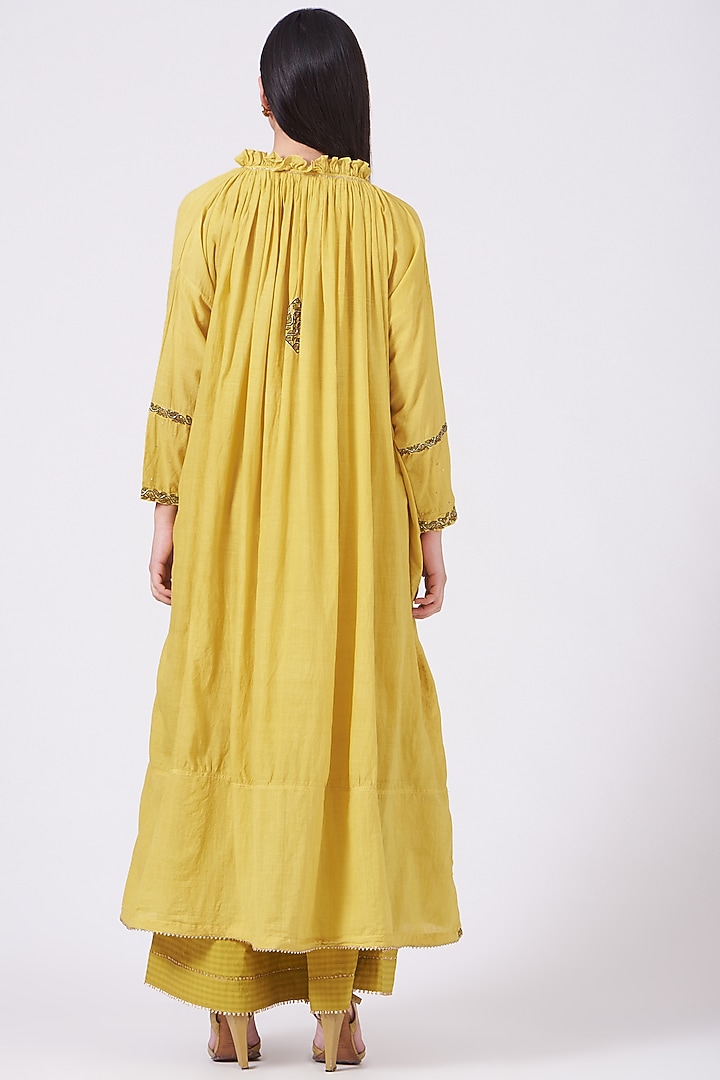Yellow Hand Embroidered Kurta Set by Aditya Sikand at Pernia's Pop Up Shop