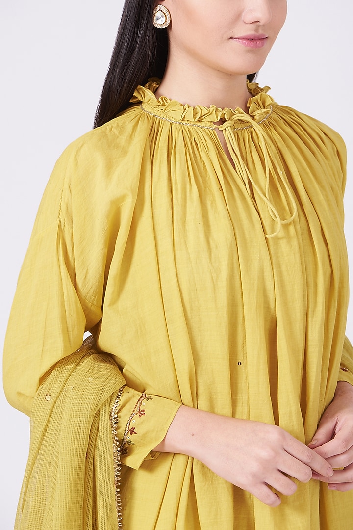 Yellow Hand Embroidered Gathered Kurta Set by Aditya Sikand at Pernia's Pop Up Shop