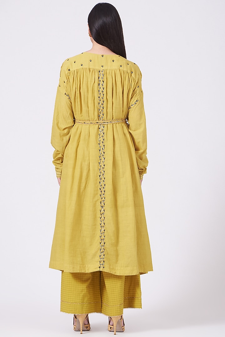 Yellow Thread Hand Embroidered Kurta Set by Aditya Sikand at Pernia's Pop Up Shop