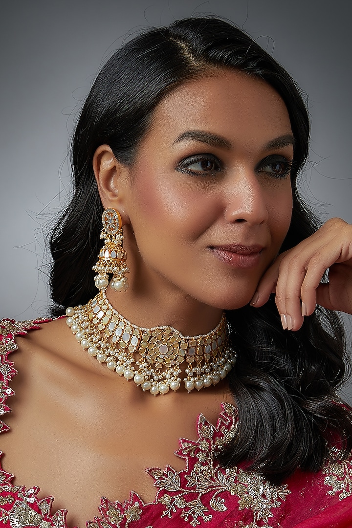 Gold Finish White Kundan Polki Necklace Set by Adityam Jewels at Pernia's Pop Up Shop