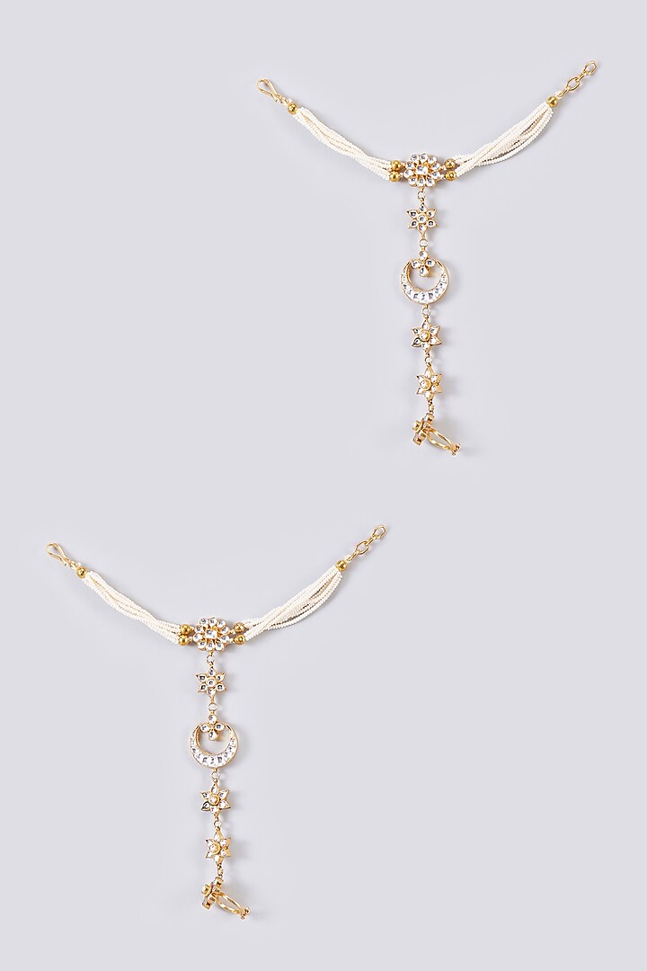 Gold Finish White Kundan Polki Hathphool (Set Of 2) by Adityam Jewels at Pernia's Pop Up Shop