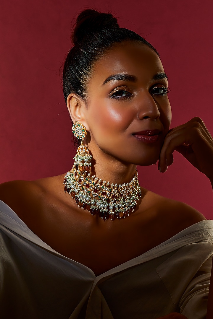 Gold Finish White Kundan Polki Necklace Set by Adityam Jewels at Pernia's Pop Up Shop