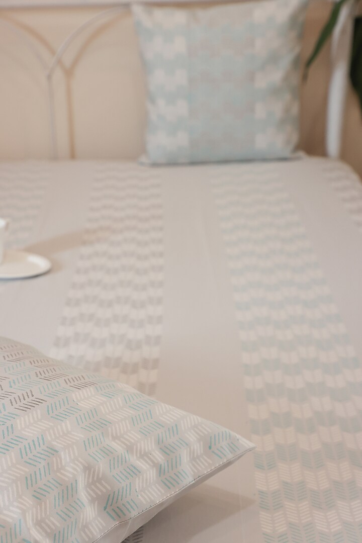 Blue Cotton Abstract Printed Bedcover (Set Of 3) by ADYA at Pernia's Pop Up Shop