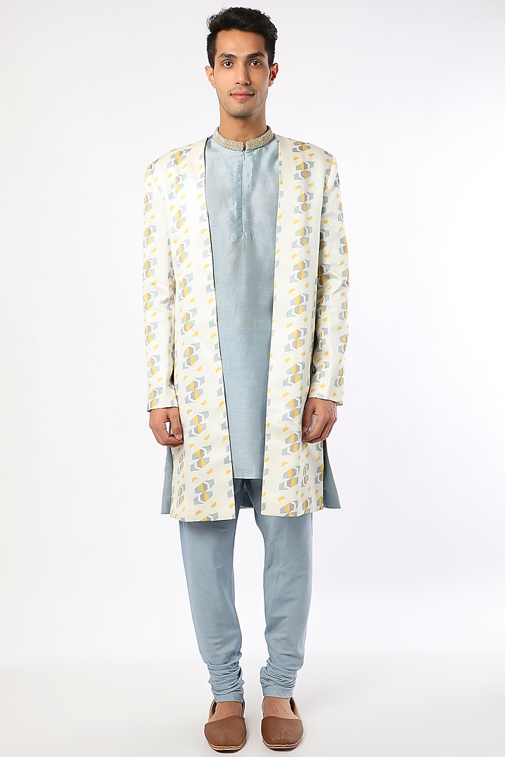 White Embroiderd Sherwani Set by Adah Men