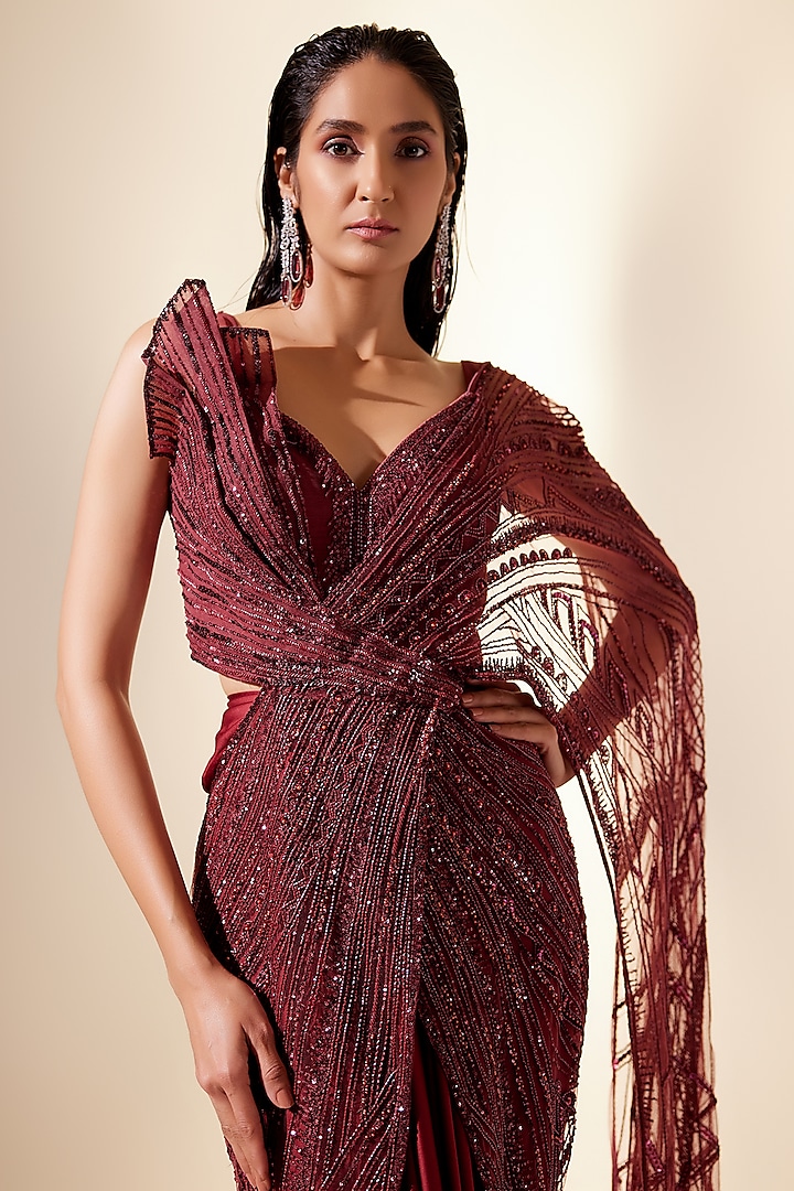 Wine Net & Dupion Silk Structured Draped Reception Saree Set by Adaara Couture at Pernia's Pop Up Shop