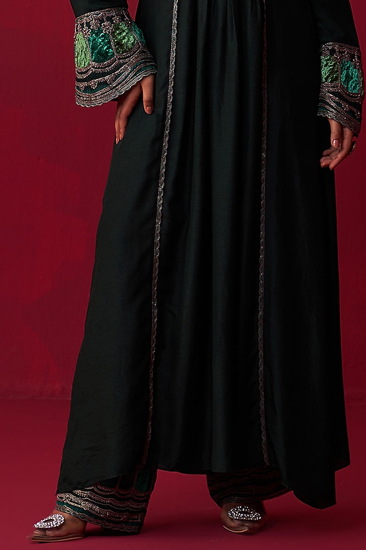 Green Russian Silk Embroidered Kurta Set by Adaara Couture at Pernia's Pop Up Shop