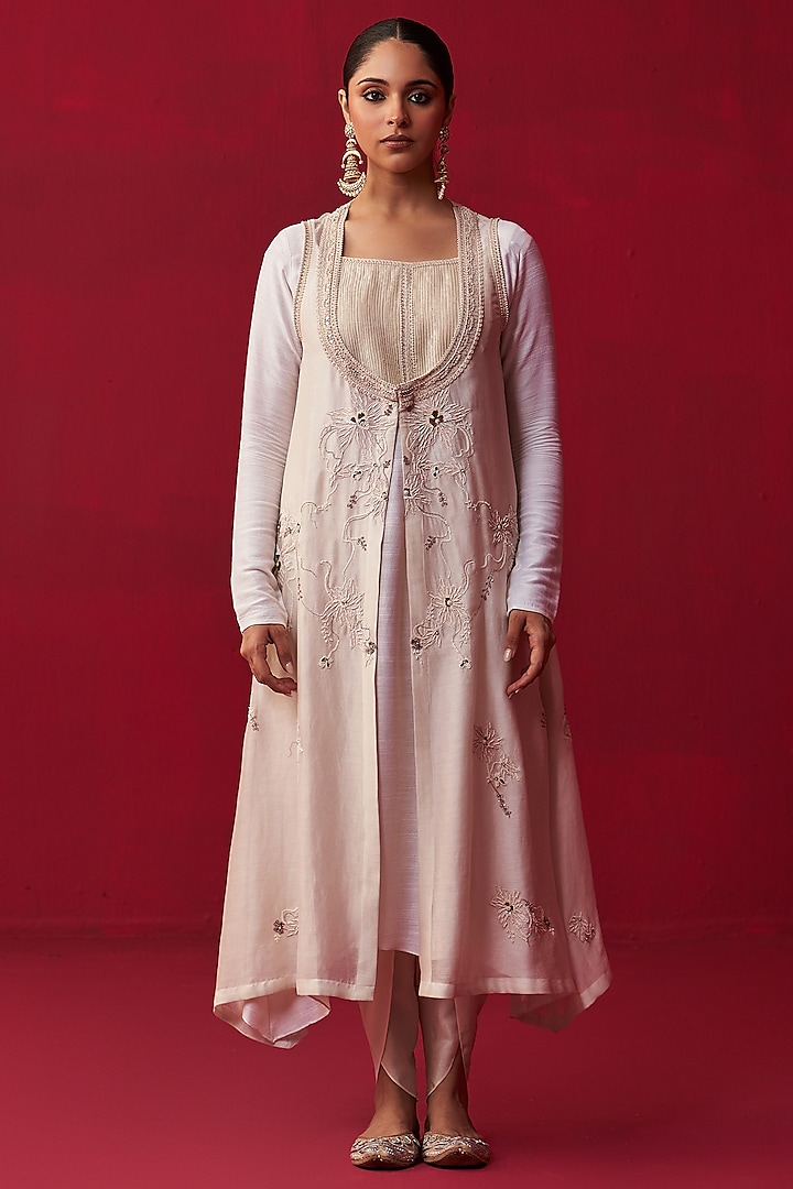 Ivory Cotton Silk Kurta Set by Adaara Couture