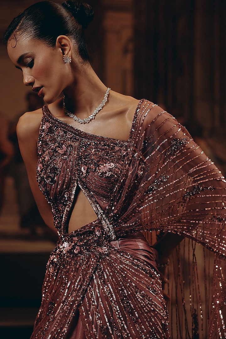 Berry Blush Net & Luxe Satin Embroidered Cut-Out Reception Saree Set by Adaara Couture at Pernia's Pop Up Shop