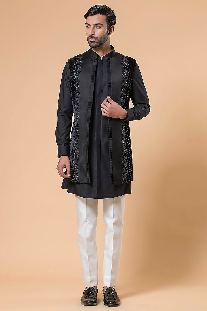 Black Velvet & Tuxedo Fabric Hand Embroidered Bundi Jacket Set by Aditya Sachdeva Men