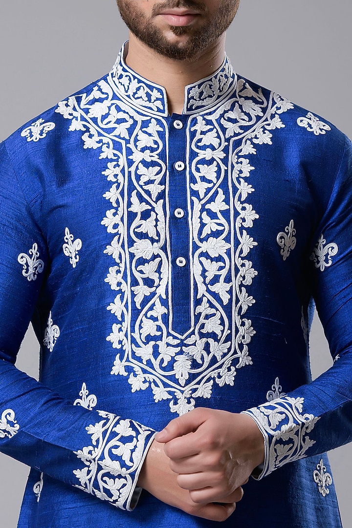 Blue Raw Silk Chikankari Work Kurta Set by Aditya Sachdeva Men at Pernia's Pop Up Shop