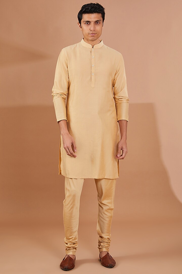 Gold Raw Silk Hand Embroidered Groom Sherwani Set by Aditya Sachdeva Men at Pernia's Pop Up Shop