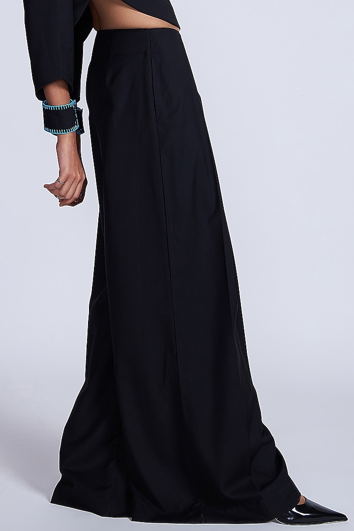 Black Suiting Co-Ord Set by Advait at Pernia's Pop Up Shop