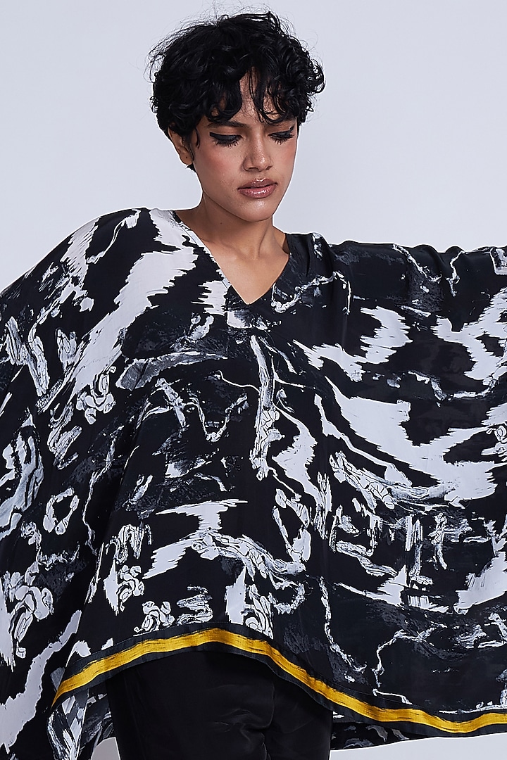 Black & White Crepe Co-Ord Set by Advait at Pernia's Pop Up Shop