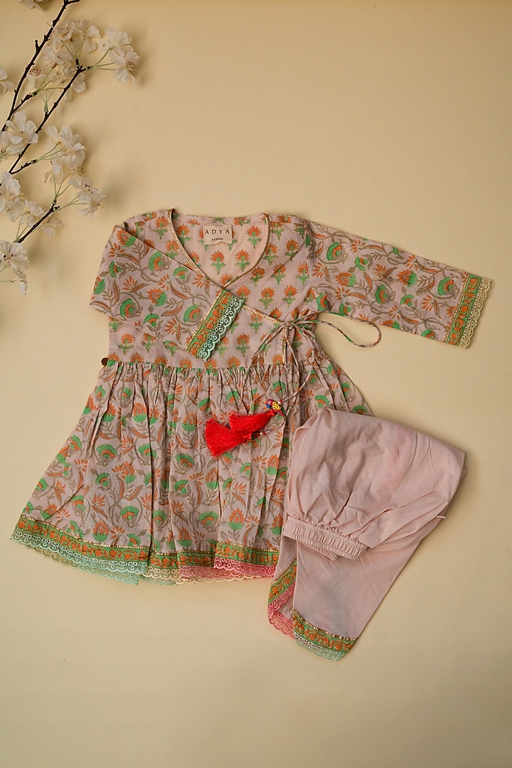 Baby Pink Cotton Floral Hand Block Printed Kurta Set For Girls by Adya Kids at Pernia's Pop Up Shop