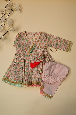 Baby Pink Cotton Floral Hand Block Printed Kurta Set For Girls by Adya Kids