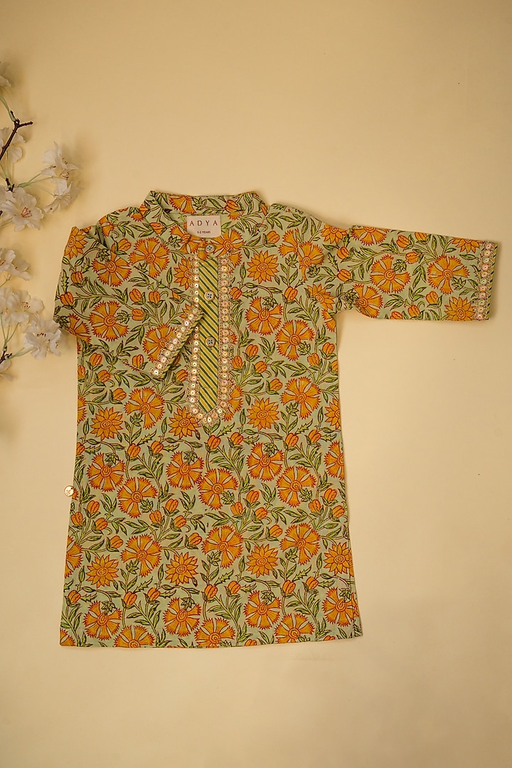 Green Cotton Floral Hand Block Printed Kurta For Boys by Adya Kids at Pernia's Pop Up Shop