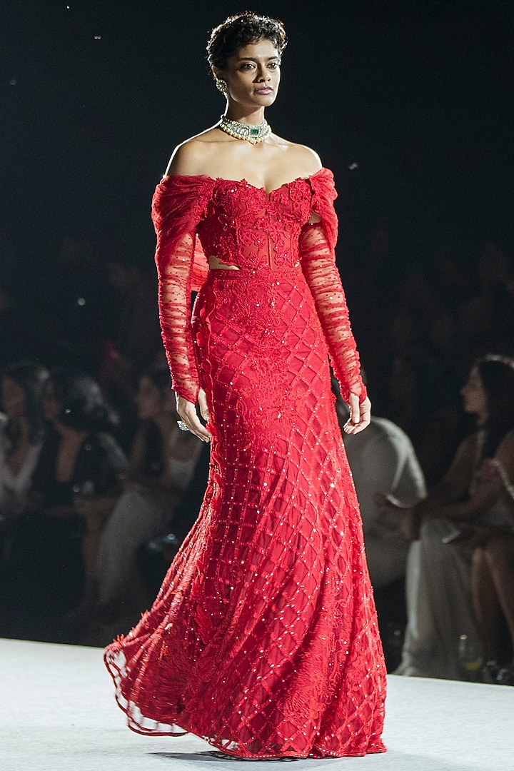 Red Tulle Bridal Lehenga Set by Mishru at Pernia's Pop Up Shop