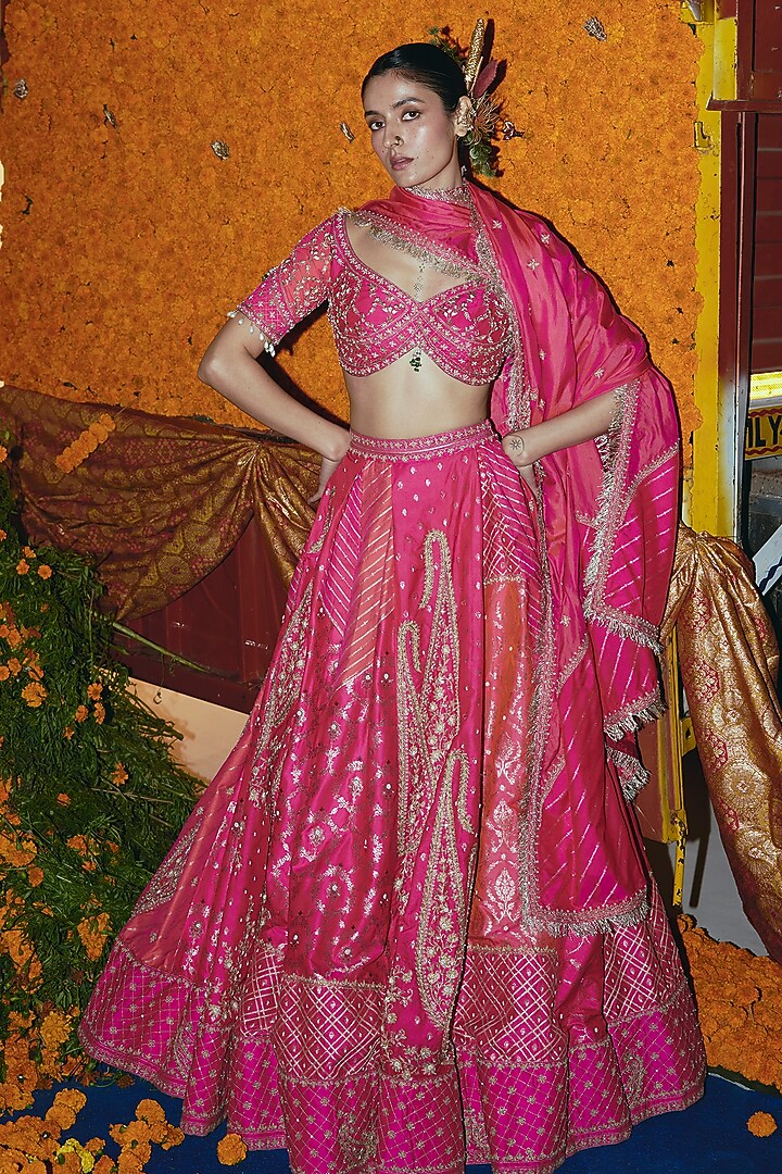 Pink & Peach Banarasi Silk Zardosi Embroidered Bridal Lehenga Set by Aditi Gupta at Pernia's Pop Up Shop