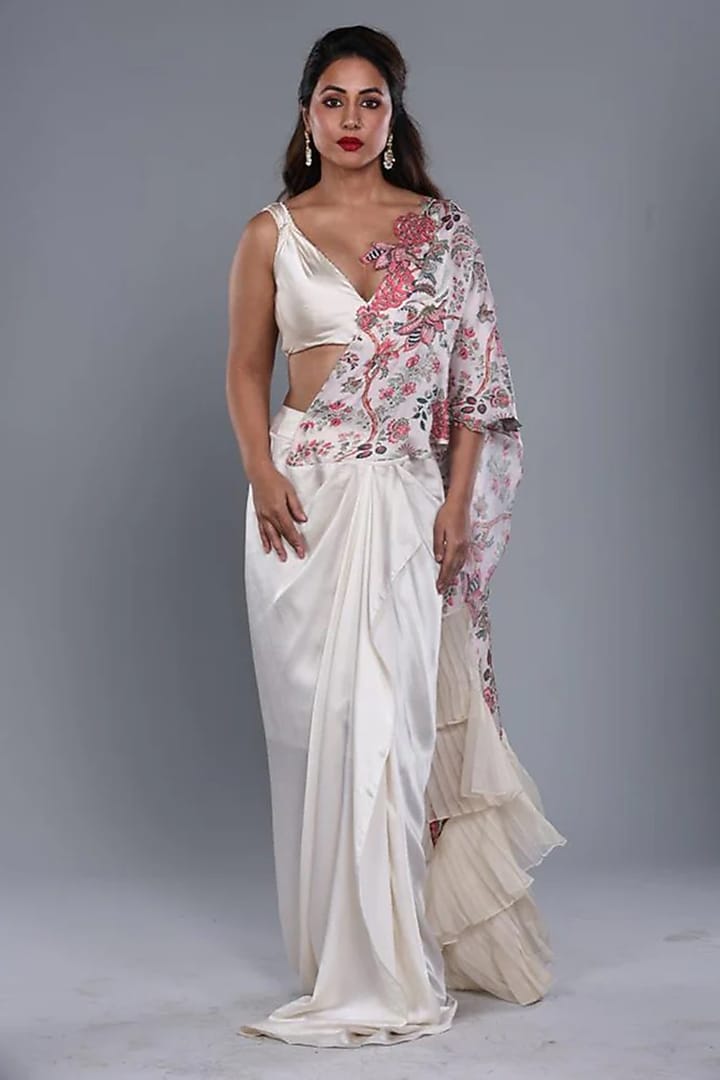 Ivory Satin & Organza Hand Embroidered Wedding Saree Set by Aditi Gupta at Pernia's Pop Up Shop