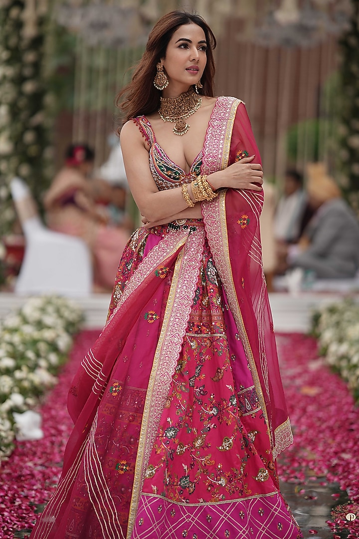 Hot Pink Jacquard Silk Banarasi Zari Embroidered Bridal Lehenga Set by Aditi Gupta at Pernia's Pop Up Shop