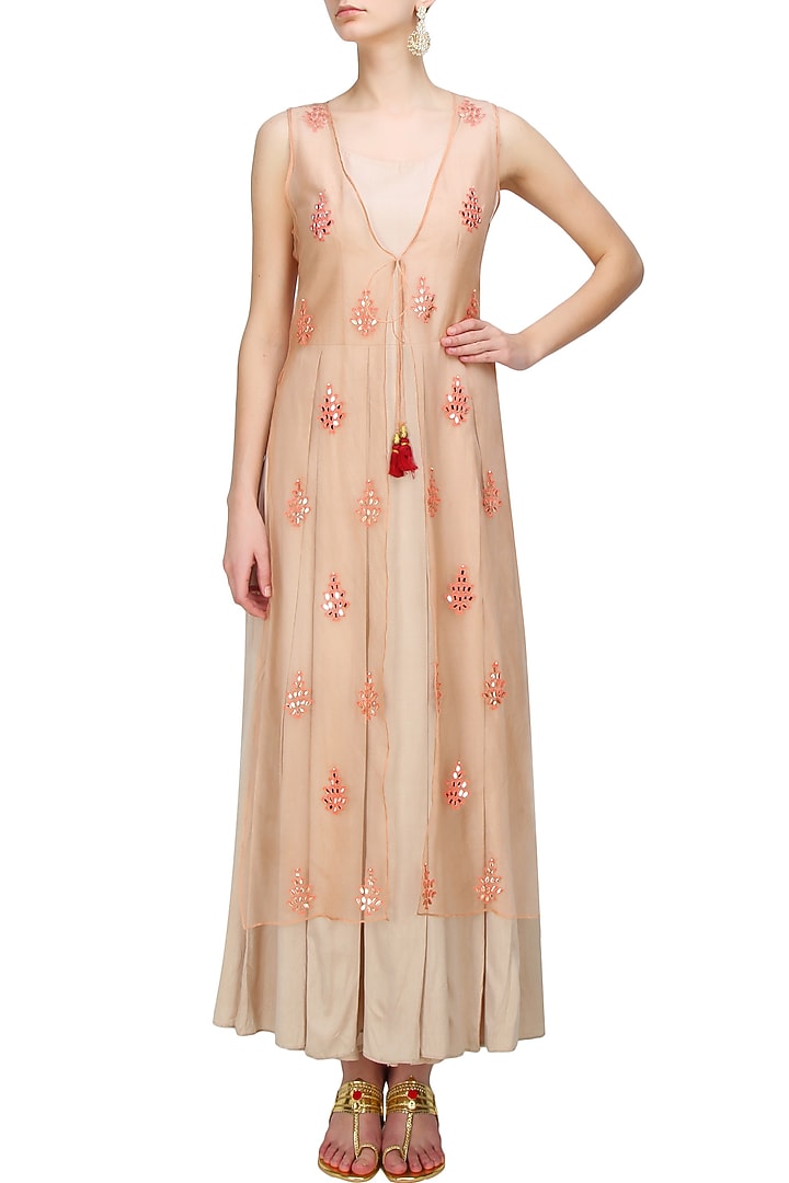Anshul Apoorva-The DramaQueens presents Peach embroidered long kurta with pleated dress available only at Pernia's Pop Up Shop.