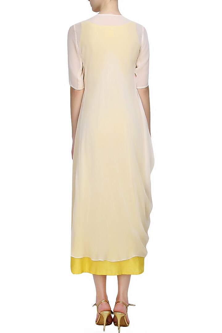 Anshul Apoorva-The DramaQueens presents Light peach embroidered kurta with mustard inner layer available only at Pernia's Pop Up Shop.