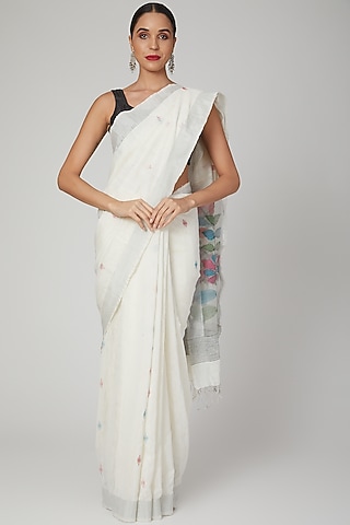 White Pure Resham Silk Jamdani Floral Motifs Saree Set by Aditri