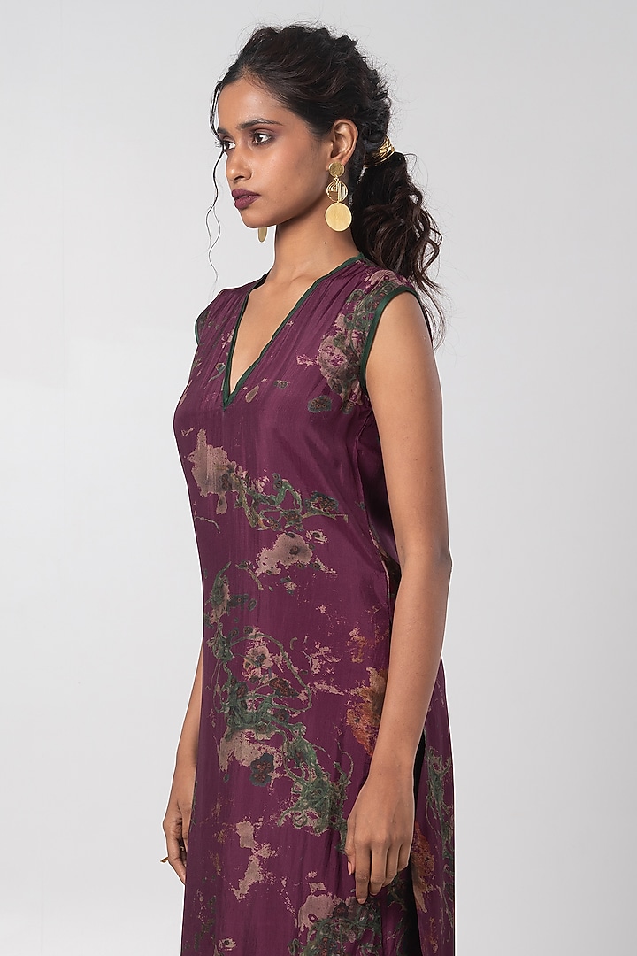 Multi-Colored Habutai Printed Kurta Set by Advait at Pernia's Pop Up Shop