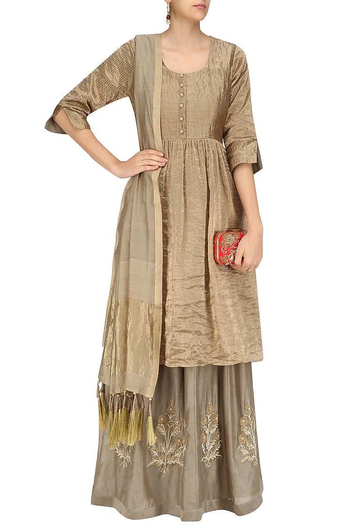 Beige begum kurta set available only at Pernia's Pop Up Shop.