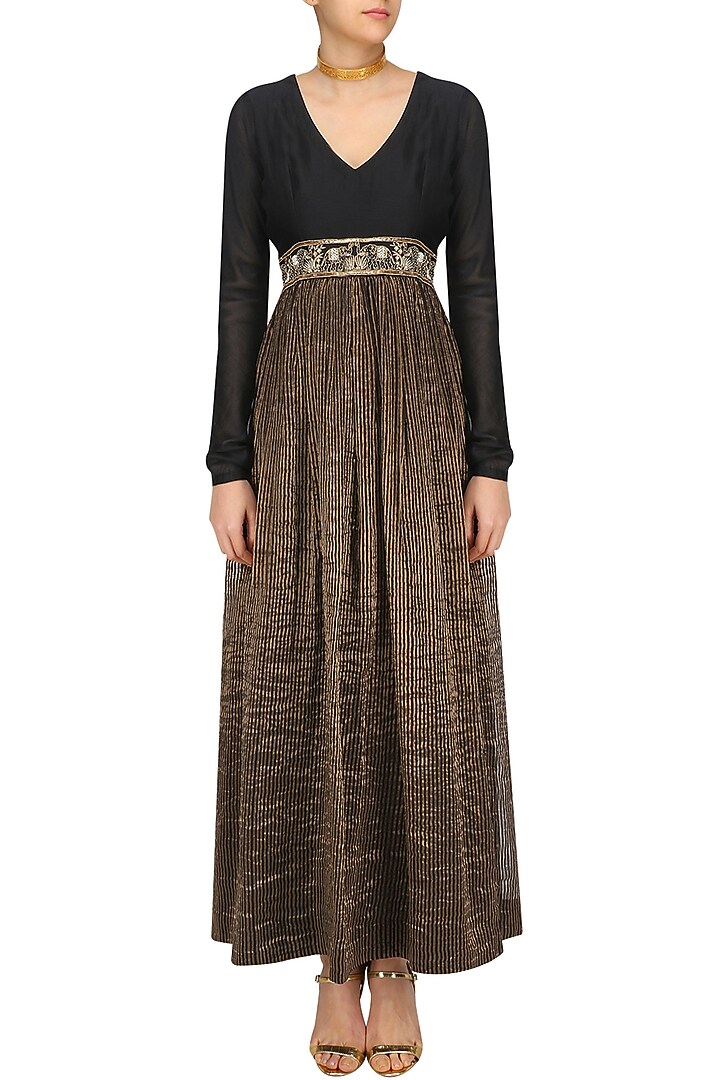 Black and gold V neck dress available only at Pernia's Pop Up Shop.