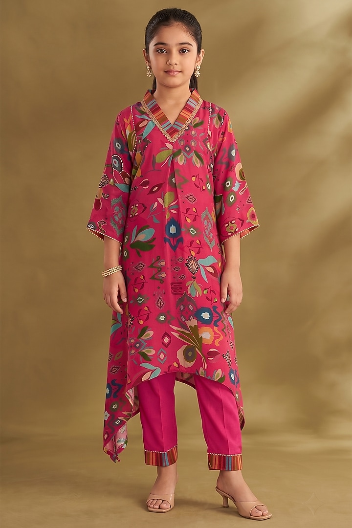 Hot Pink Viscose Crepe Printed Kaftan Set For Girls by Affroz Kids at Pernia's Pop Up Shop