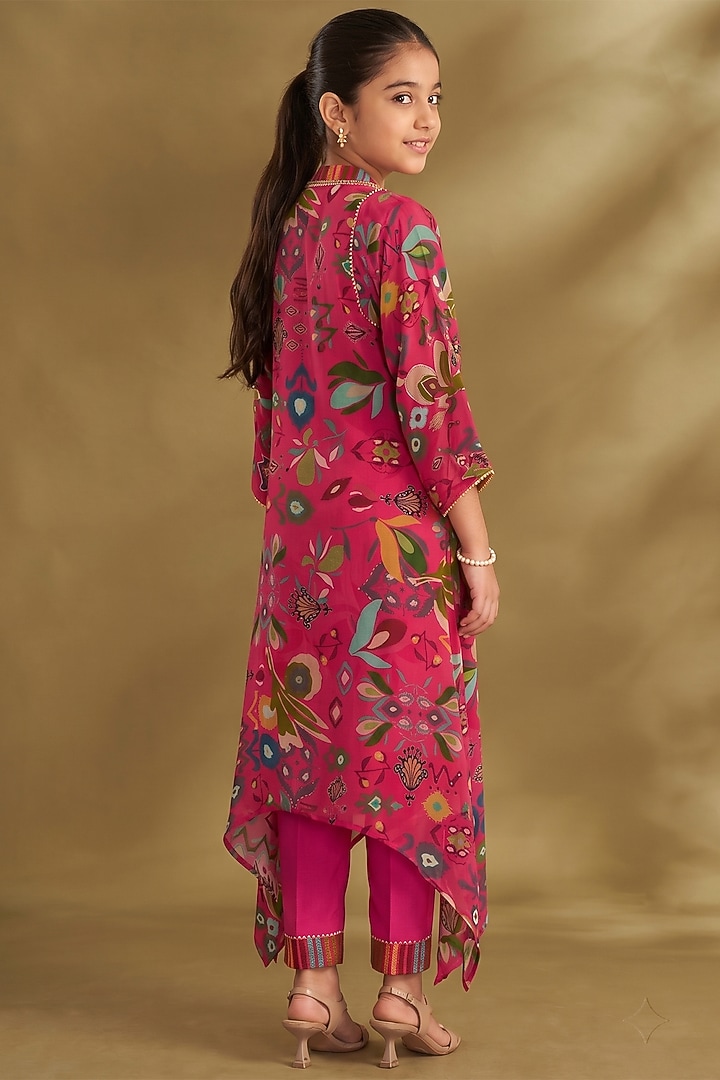 Hot Pink Viscose Crepe Printed Kaftan Set For Girls by Affroz Kids at Pernia's Pop Up Shop