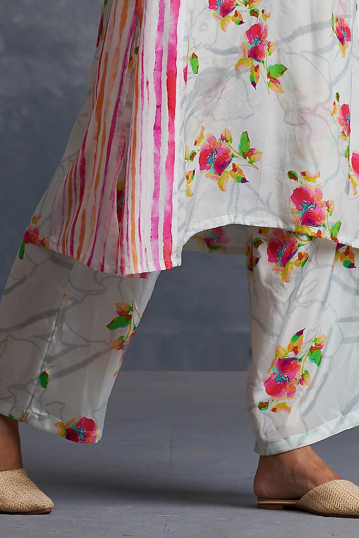 White Viscose Crepe Printed Kurta Set by Affroz at Pernia's Pop Up Shop