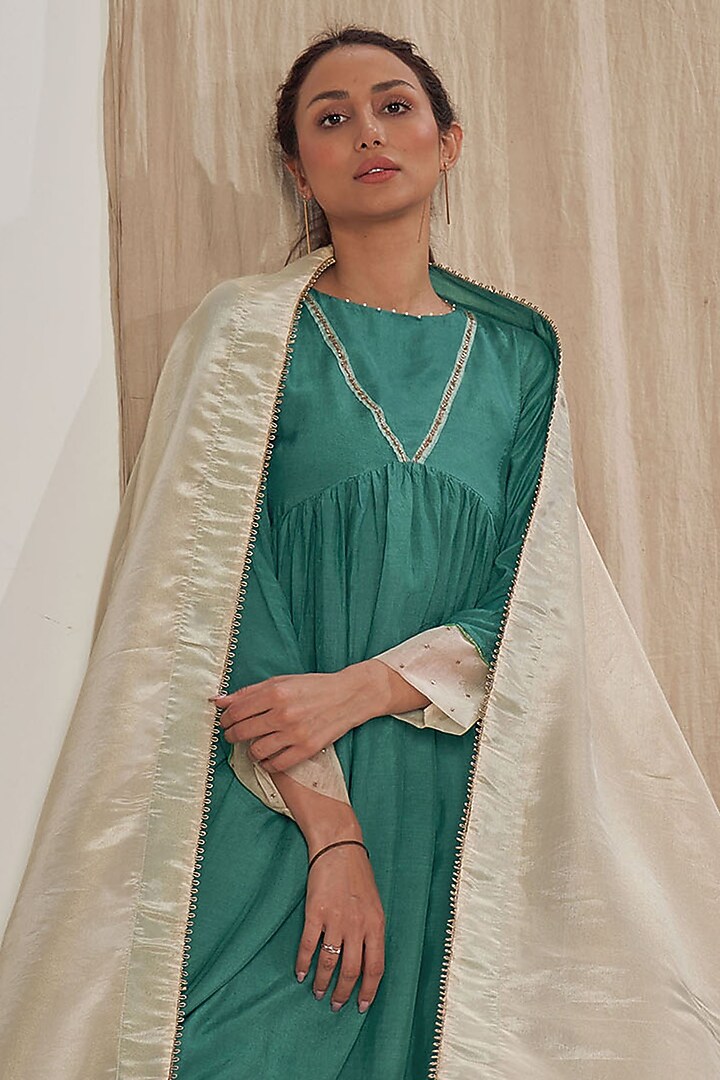 Teal Muslin Silk Embroidered Kurta Set by Affroz at Pernia's Pop Up Shop