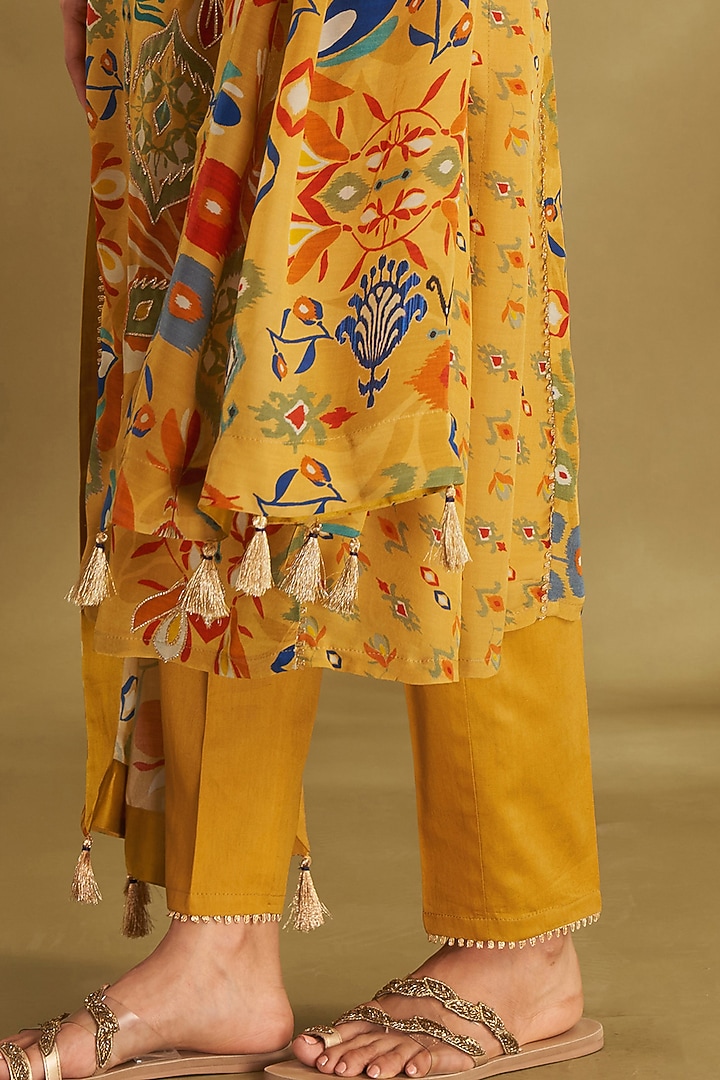 Dandelion Yellow Natural Crepe Embroidered & Printed Kurta Set by Affroz at Pernia's Pop Up Shop