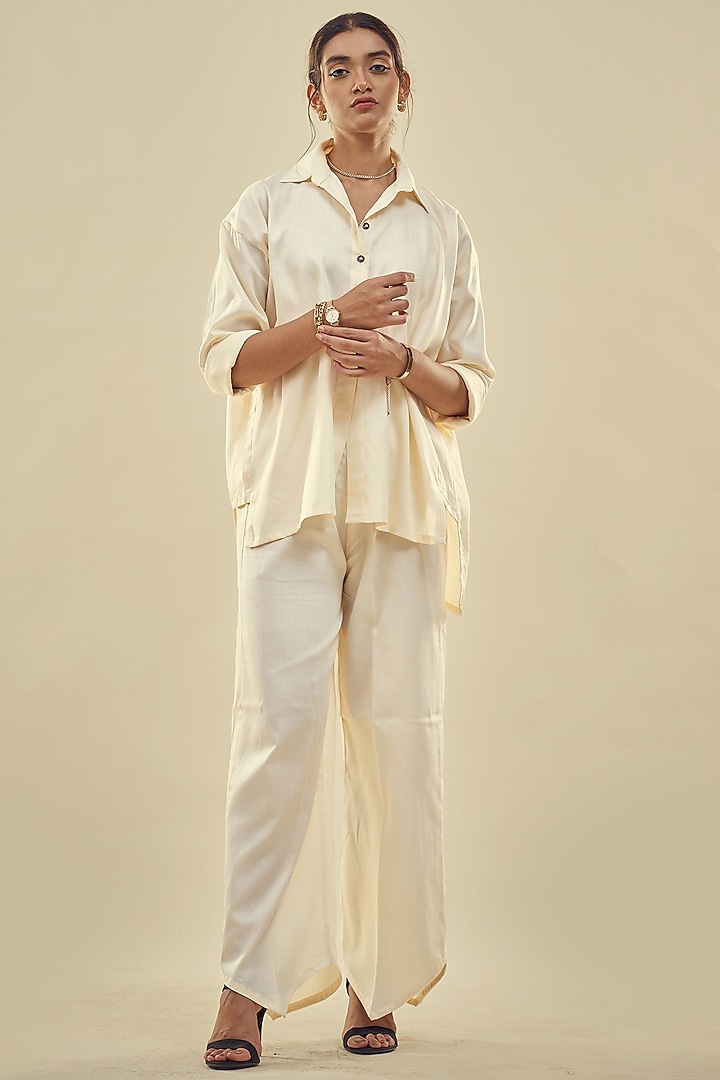 Off-White Cotton Satin Co-Ord Set by Affroz at Pernia's Pop Up Shop