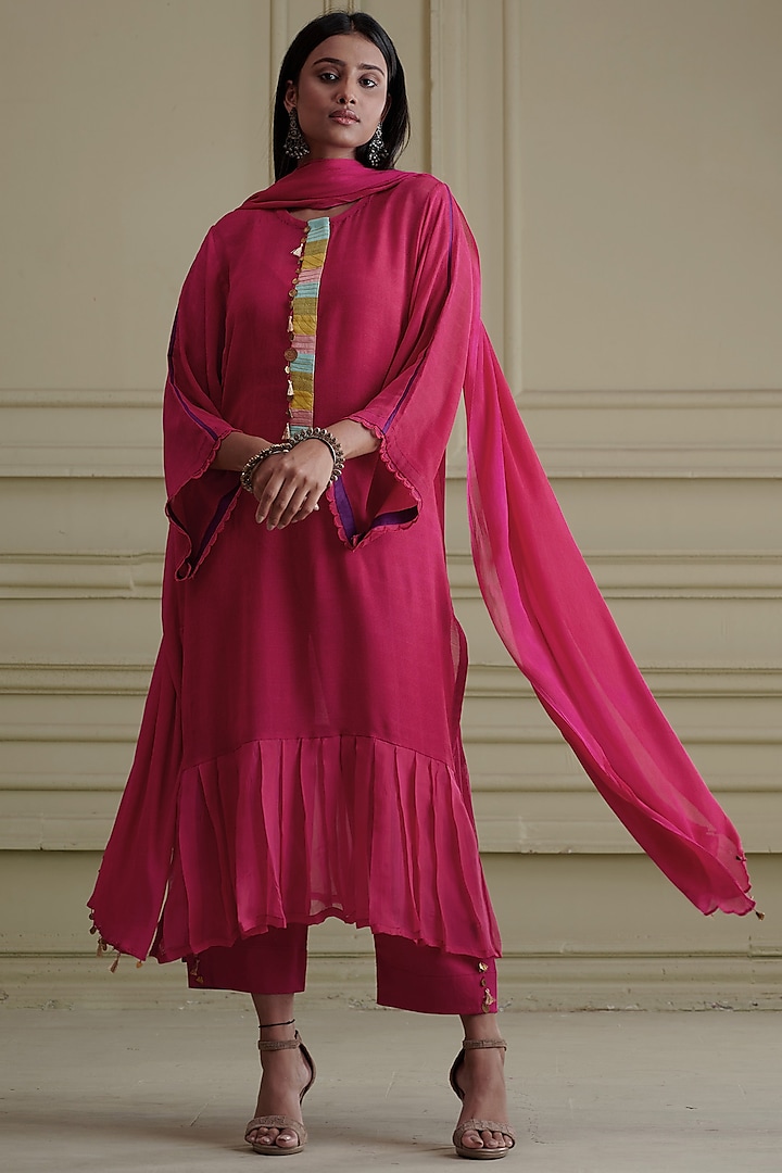 Pink Georgette Kurta Set by Affroz at Pernia's Pop Up Shop