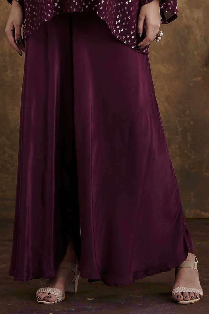 Wine Embroidered Kurta Set by Affroz at Pernia's Pop Up Shop